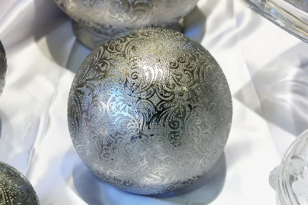 Sphère décorative en verre travaillé — Photo