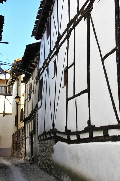 Ruas típicas da cidade de Covarubias em Espanha — Fotografia de Stock