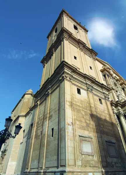 Elche、スペインでサンタ_マリア教会 — ストック写真