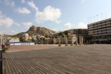 alicante İspanya marina içinde yer