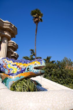 park guell, gaudi, ejderha salamandra