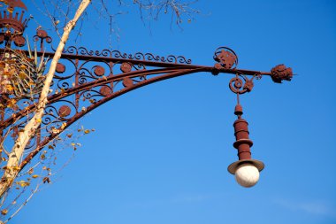 Barcelona paseo de gracia sokak lambası falques