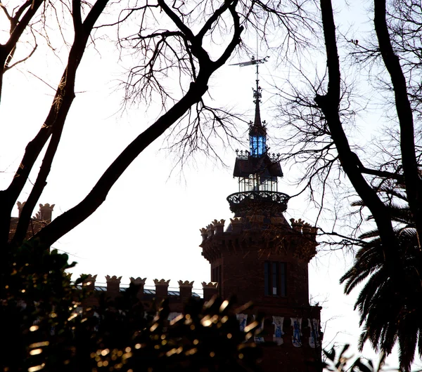 Barcelona ciudadela drie draak kasteel — Stockfoto