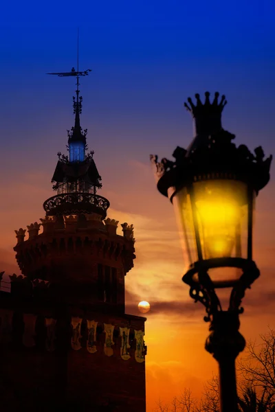 Barcelona ciudadela drei drachenburg — Stockfoto