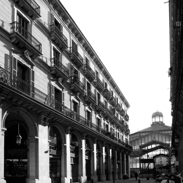 Barcelona Borne market facade in arcade — Stock Photo, Image