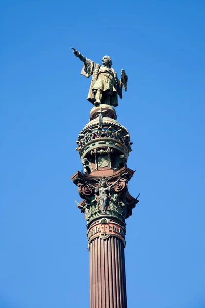 Estátua de Barcelona Cristobal Colon no céu azul — Fotografia de Stock