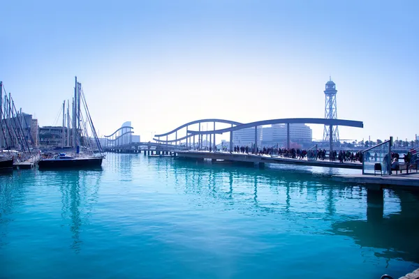 Barcelona přístavu marina s mostem — Stock fotografie