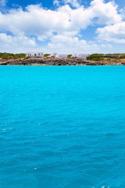 Formentera es calo san agusti deniz manzaralı evler.