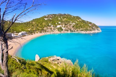 caleta de sant vicent Ibiza Adası'nın havadan görünümü