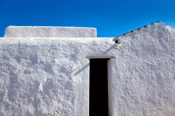 Ibiza Santa Ágnes, fehérre meszelt házak — Stock Fotó