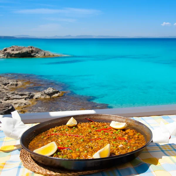 Paella arroz mediterrâneo alimentos em ilhas baleares — Fotografia de Stock