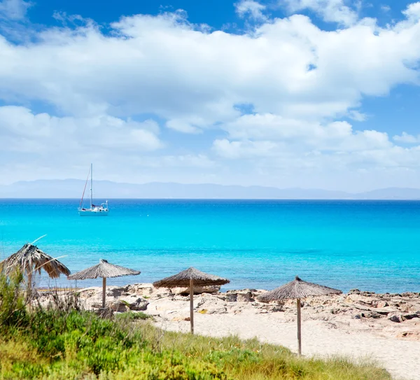 Balearen-Insel Formentera in escalo Strand — Stockfoto