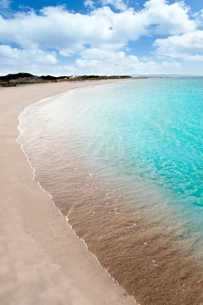 Turquoise beach in formentera — Stock Photo, Image