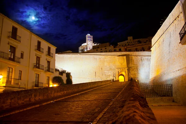 Eivissa Ibiza ville avec nuit lune château entrée — Photo
