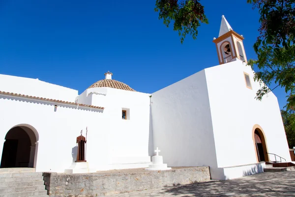 Ibiza iglesia blanca en Sant Joan de Labritja —  Fotos de Stock