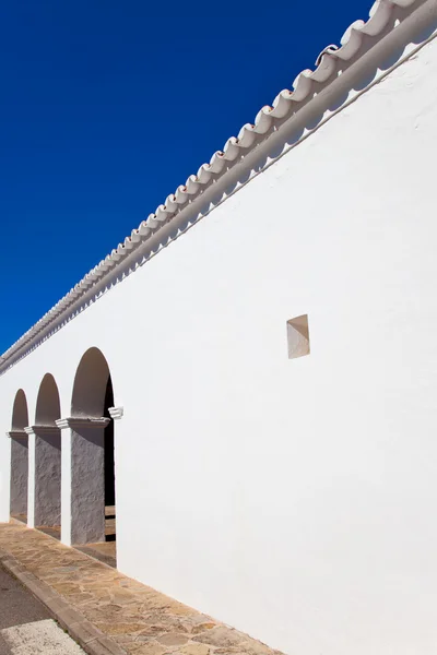 Ibiza Sant Mateu d Albarca Igreja branca de San Mateo — Fotografia de Stock