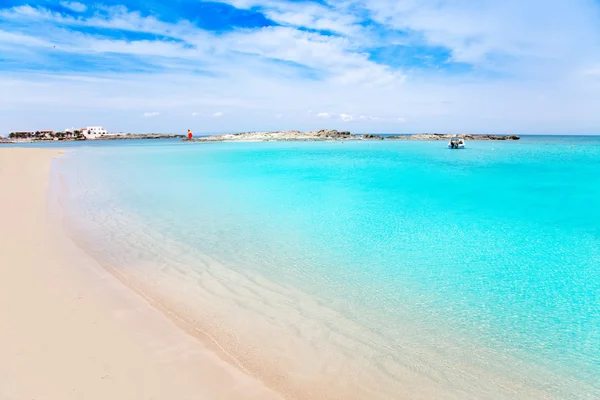 ELS pujols formentera beyaz kum plaj turkuaz — Stok fotoğraf