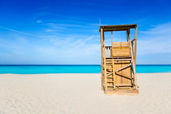 Formentera llevant strand badmeester huis — Stockfoto