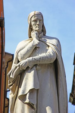 Monument for Dante Alighieri clipart
