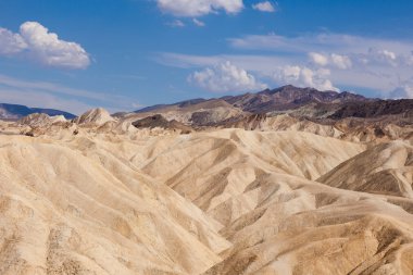 zabriskie point, ölüm Vadisi Milli park, ca, erozyona uğramış sırtlar