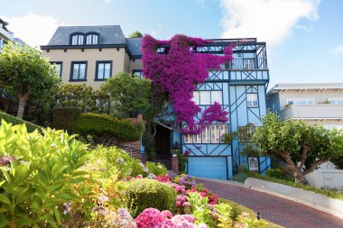 lombard street, crookedest sokak dünyanın görünümünü san