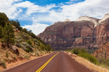 zion national park Utah üzerinden yol