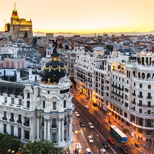 Panorámás kilátás Gran Via, Madrid, Spanyolország. — Stock Fotó