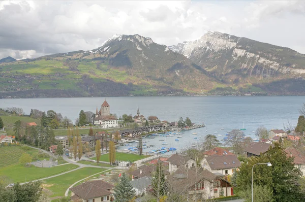 Stock image Spiez town with the castle on lake Thun (Jungfrau region, canton