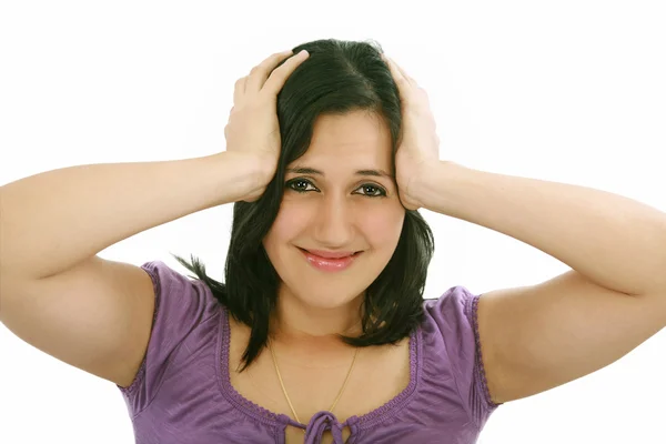 Hoofdpijn - jonge vrouw houdt van hoofd pijn over witte pagina — Stockfoto