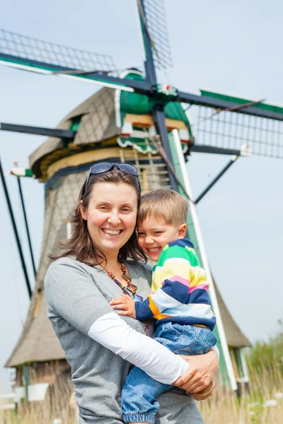Mother and son in Holland — Stock Photo, Image