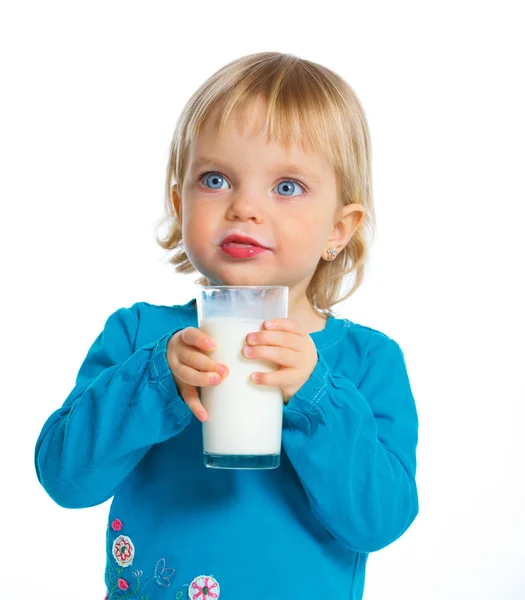 Девушка с молоком — стоковое фото