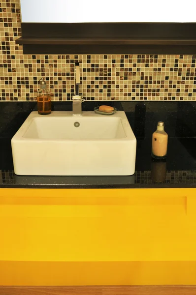 Modern bathroom sink — Stock Photo, Image