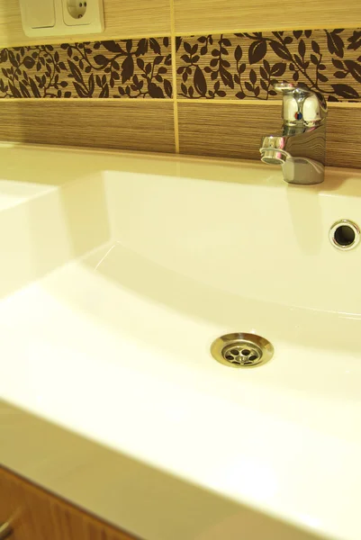 आधुनिक स्नानगृह बुडणे — स्टॉक फोटो, इमेज