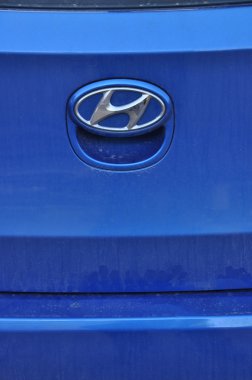 Hyundai symbol clipart