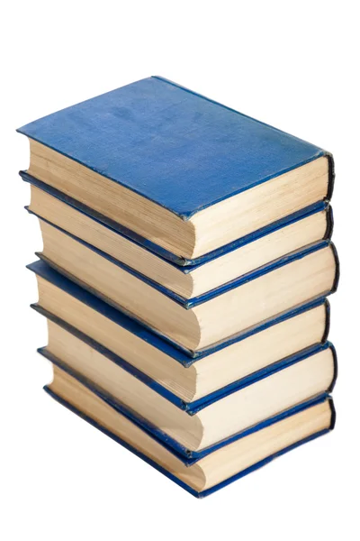 Stapels boeken geïsoleerd op wit — Stockfoto