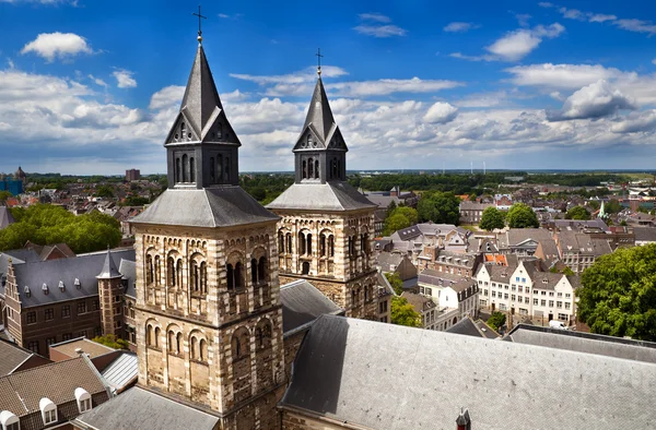 Sint-janskerk üstünden maastricht görüntüleyin — Stok fotoğraf