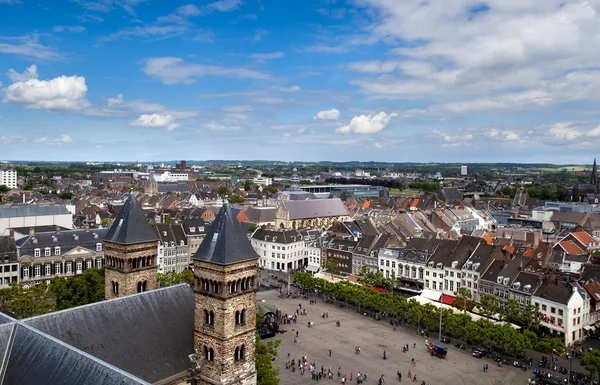 Şehir maastricht üzerinde göster — Stok fotoğraf