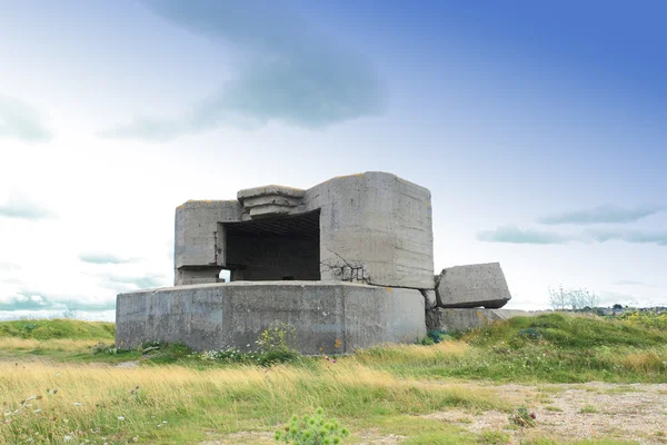 Bunker alemán en Normandía desde la Segunda Guerra Mundial — Foto de Stock