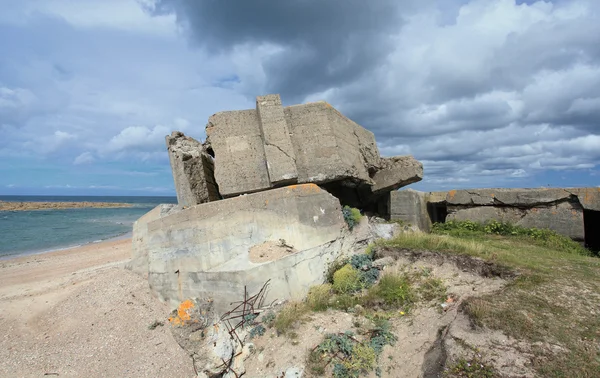 Deutscher Bunker in der Normandie aus dem Zweiten Weltkrieg — Stockfoto