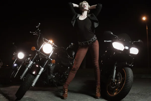 Chicas motociclistas — Foto de Stock