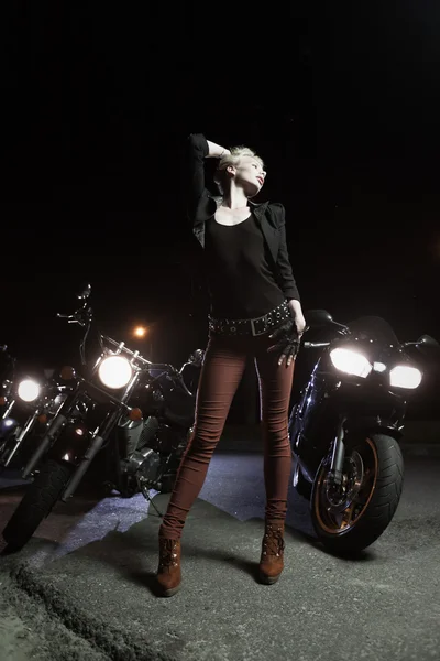 Chicas motociclistas —  Fotos de Stock