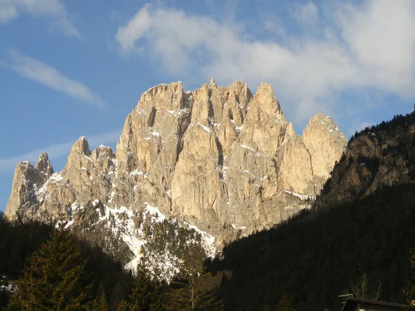 Berge in den Dolomiten — Stockfoto