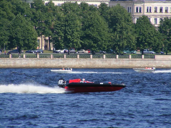 RIGA, LATVIA - 24 JULY: Rigid Inflatable Boat race "Six hours of Riga" in Riga, Latvia, on july 24, 2010. — Stock Photo, Image