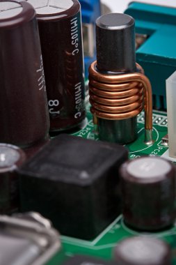 Elektronik devre kartına yakın çekim