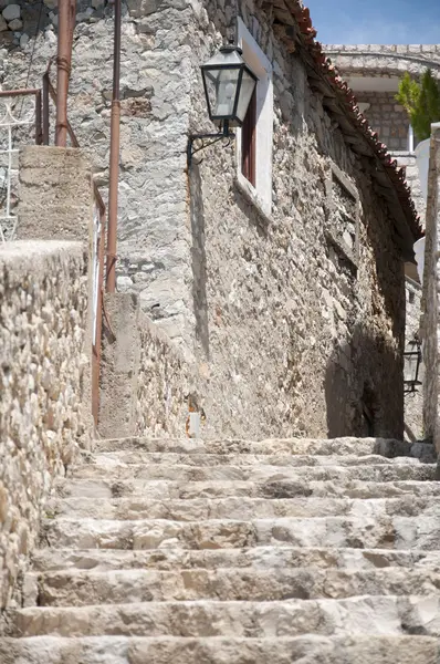 Traditionella Adriatiska hus i montenegro — Stockfoto