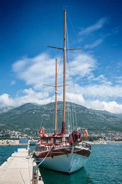 A sailing ship in Montenegro — Stock Photo, Image