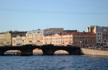 fontanka kanal üzerinde köprü