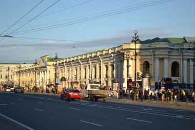 Gostiniy dvor Galeri