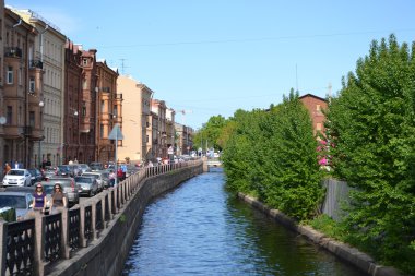 saint-Petersburg nehir kanalı