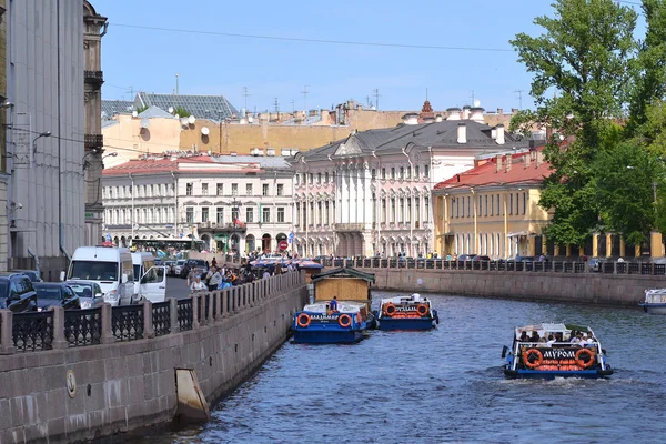 Canale del fiume a San Pietroburgo — Foto Stock